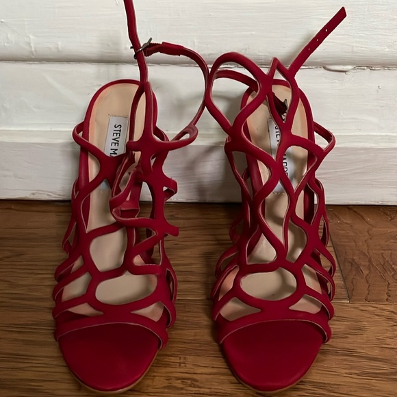 Steve Madden Red Suede Strappy Heels - Picture 1 of 3